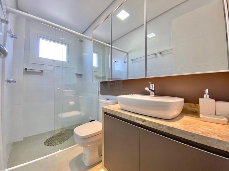 VENDE LINDO APARTAMENTO FINAMENTE MOBILIADO E DECORADO COM VISTA MAR: 38ª foto da galeria de imagens do imóvel