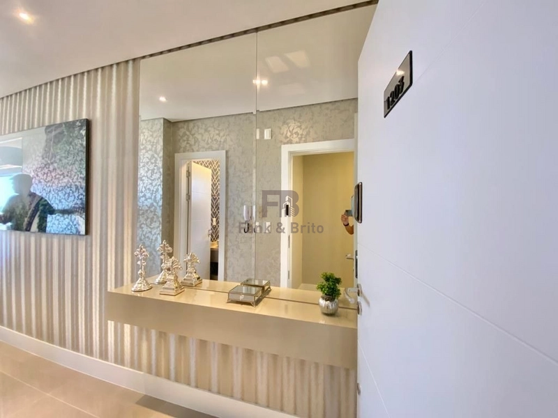 VENDE LINDO APARTAMENTO FINAMENTE MOBILIADO E DECORADO COM VISTA MAR: 26ª foto da galeria de imagens do imóvel