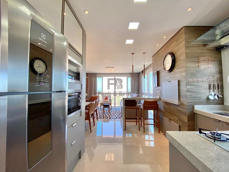 VENDE LINDO APARTAMENTO FINAMENTE MOBILIADO E DECORADO COM VISTA MAR: 20ª foto da galeria de imagens do imóvel