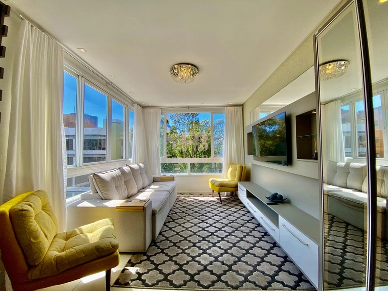 Amplo apartamento de frente com vista liberada!: 2ª foto da galeria de imagens do imóvel