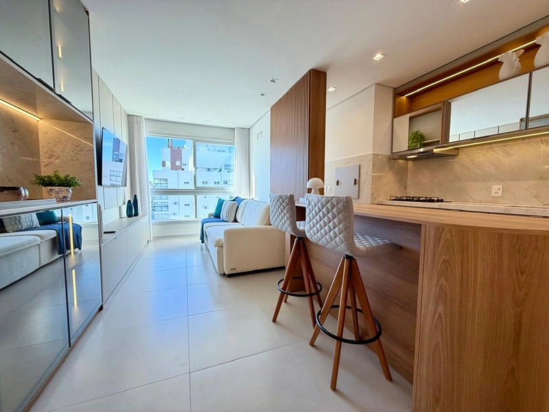 Apartamento Alto Padrão à Venda em Capão da Canoa | 2 Suítes | Finamente Decorado | Infraestrutura Completa: 4ª foto da galeria de imagens do imóvel