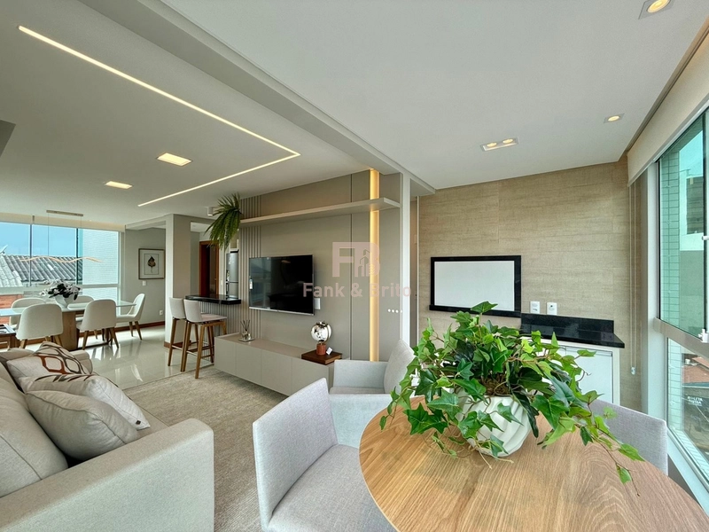 MOBILIADO E DECORADO: 13ª foto da galeria de imagens do imóvel