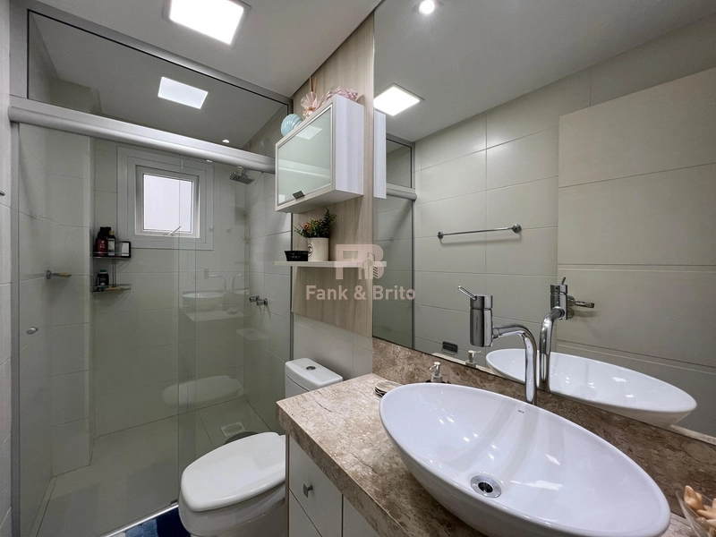 FANTÁSTICO E EXCLUSIVO APARTAMENTO DE ESQUINA, COM TERRAÇO E PISCINA.: 21ª foto da galeria de imagens do imóvel