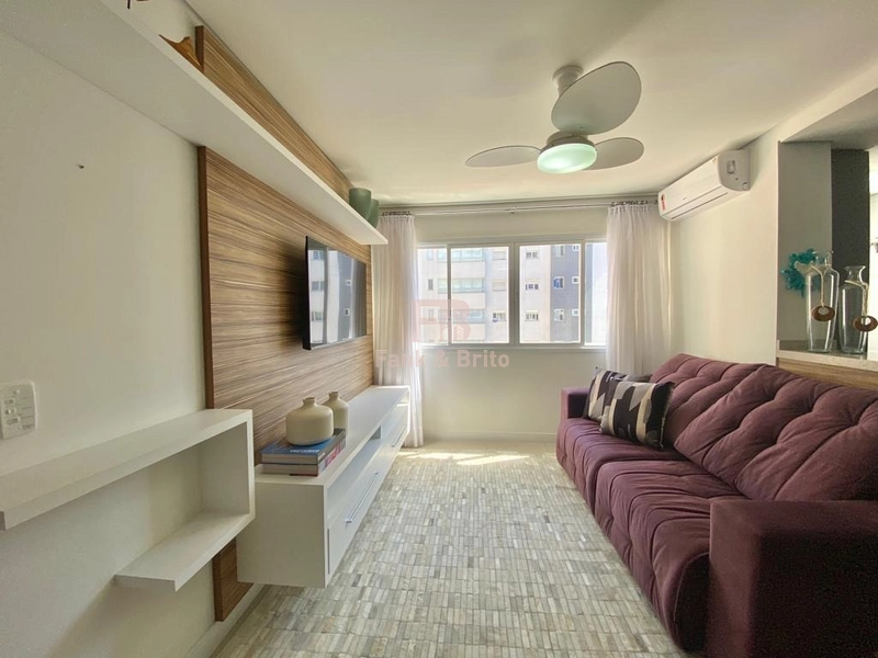 LINDO APARTAMENTO! MOBILIADO E DECORADADO PRONTO PARA USO: 3ª foto da galeria de imagens do imóvel