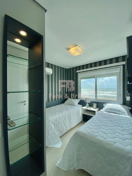 APARTAMENTO Á VENDA COM VISTA  PARA O MAR AOS PÉS DA ORLA: 15ª foto da galeria de imagens do imóvel