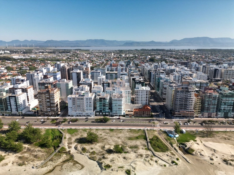 APARTAMENTO Á VENDA COM VISTA  PARA O MAR AOS PÉS DA ORLA: 26ª foto da galeria de imagens do imóvel