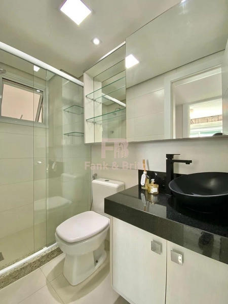 APARTAMENTO Á VENDA COM VISTA  PARA O MAR AOS PÉS DA ORLA: 17ª foto da galeria de imagens do imóvel