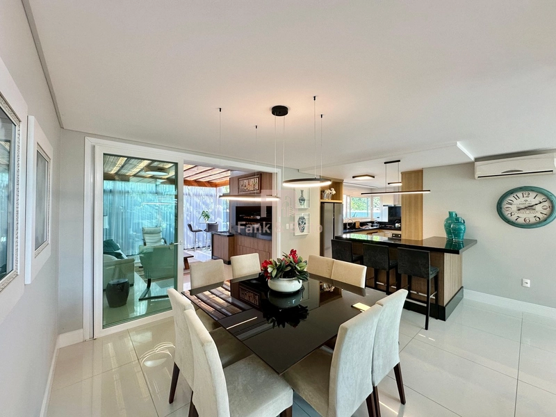 SOBRADO À VENDA!!! OPORTUNIDADE !!! COND. CONDADO CAPÃO: 8ª foto da galeria de imagens do imóvel