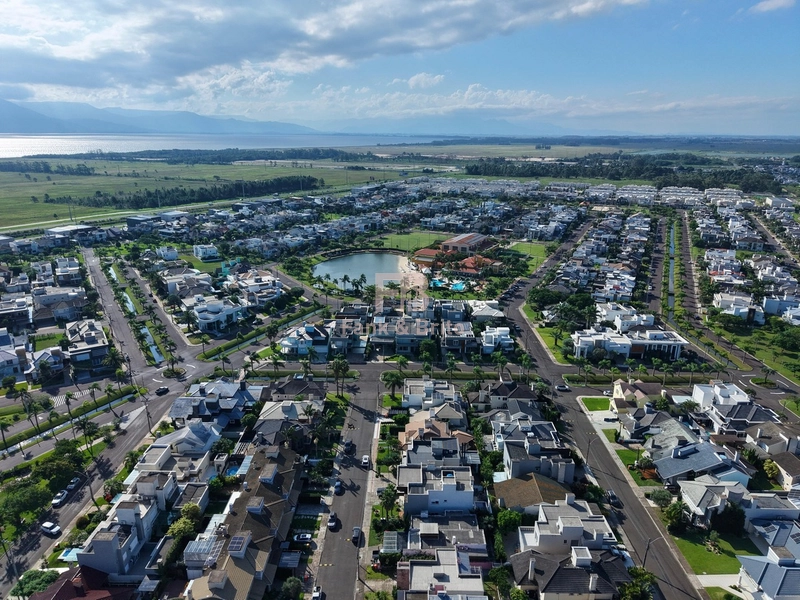 SOBRADO À VENDA!!! OPORTUNIDADE !!! COND. CONDADO CAPÃO: 23ª foto da galeria de imagens do imóvel