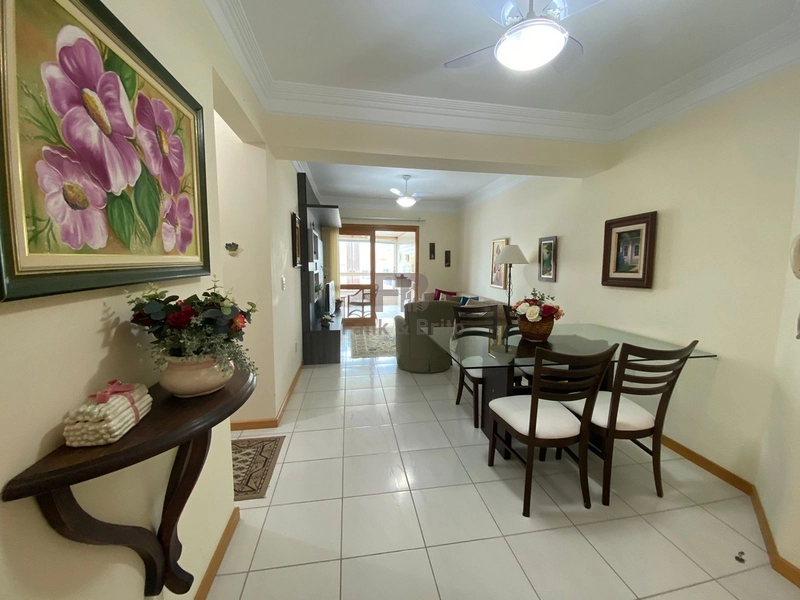 VENDE APARTAMENTO COM SACADÃO DE FRENTE PARA RUA SEPÉ: 6ª foto da galeria de imagens do imóvel