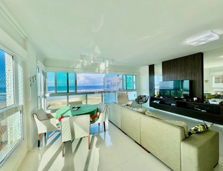 APARTAMENTO COM VISTA PARA O MAR À VENDA  EM CAPÃO DA CANOA: 9ª foto da galeria de imagens do imóvel