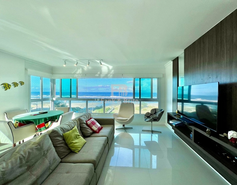 APARTAMENTO COM VISTA PARA O MAR À VENDA  EM CAPÃO DA CANOA: 1ª foto da galeria de imagens do imóvel