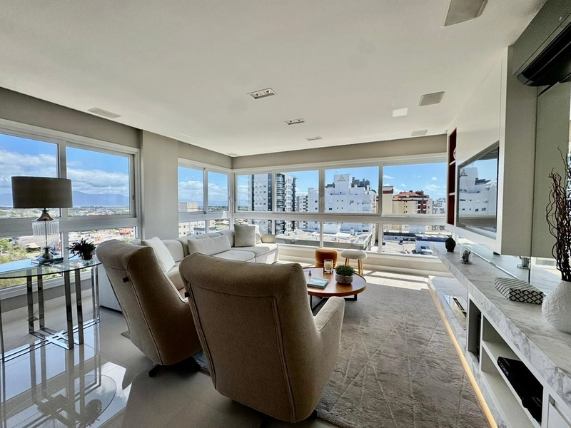 Excelente apartamento 3 dormitórios, frente para a praça e com vista para o mar!: 10ª foto da galeria de imagens do imóvel