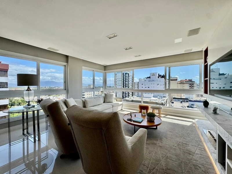 Excelente apartamento 3 dormitórios, frente para a praça e com vista para o mar!: 11ª foto da galeria de imagens do imóvel