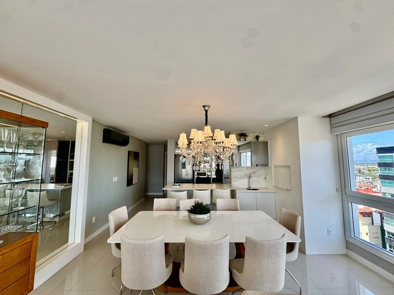 Excelente apartamento 3 dormitórios, frente para a praça e com vista para o mar!: 16ª foto da galeria de imagens do imóvel