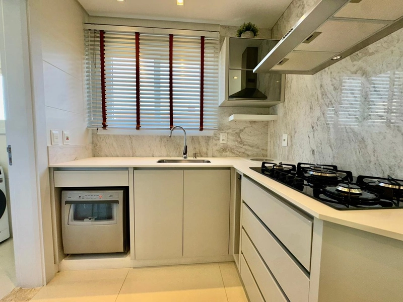 Excelente apartamento 3 dormitórios, frente para a praça e com vista para o mar!: 19ª foto da galeria de imagens do imóvel