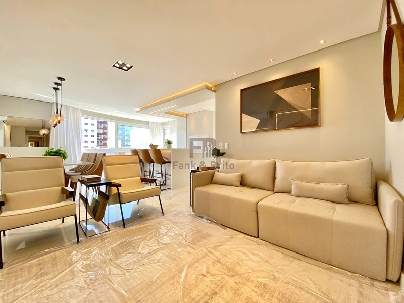 TRÊS DORMITÓRIOS DE ALTO PADRÃO A VENDA NO CENTRO DE CAPÃO DA CANOA: 4ª foto da galeria de imagens do imóvel