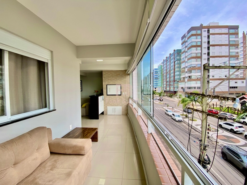 SACADA DE FRENTE PARA AVENIDA.: 3ª foto da galeria de imagens do imóvel