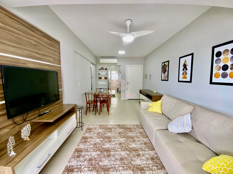 SACADA DE FRENTE PARA AVENIDA.: 10ª foto da galeria de imagens do imóvel