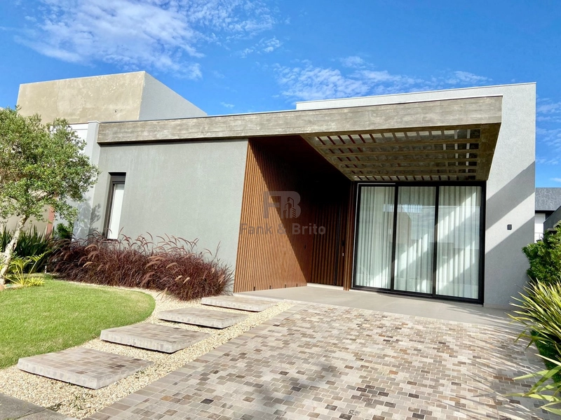 CASA A VENDA NO CONDOMÍNIO CAPÃO ILHAS RESORT: 2ª foto da galeria de imagens do imóvel