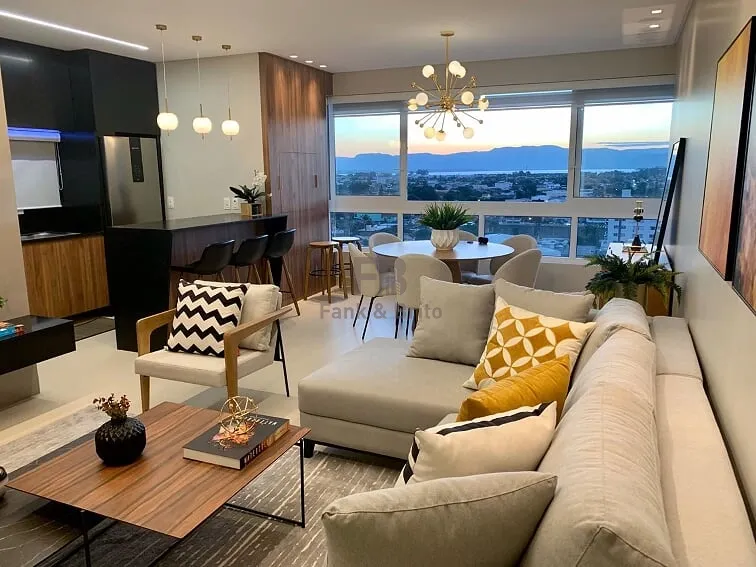 LUXO E REQUINTE, JUNTO A AVENIDA, PRAÇA E COMÉRCIO LOCAL!: 1ª foto da galeria de imagens do imóvel
