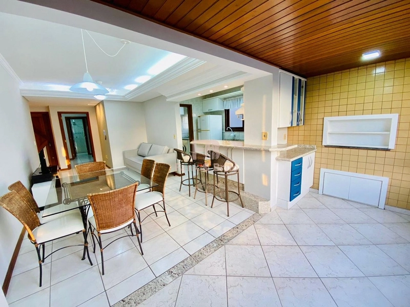 VENDE APARTAMENTO AMPLO DE FRENTE JUNTO PRAÇA DO MINI GOLF: 1ª foto da galeria de imagens do imóvel