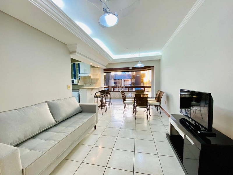 VENDE APARTAMENTO AMPLO DE FRENTE JUNTO PRAÇA DO MINI GOLF: 4ª foto da galeria de imagens do imóvel