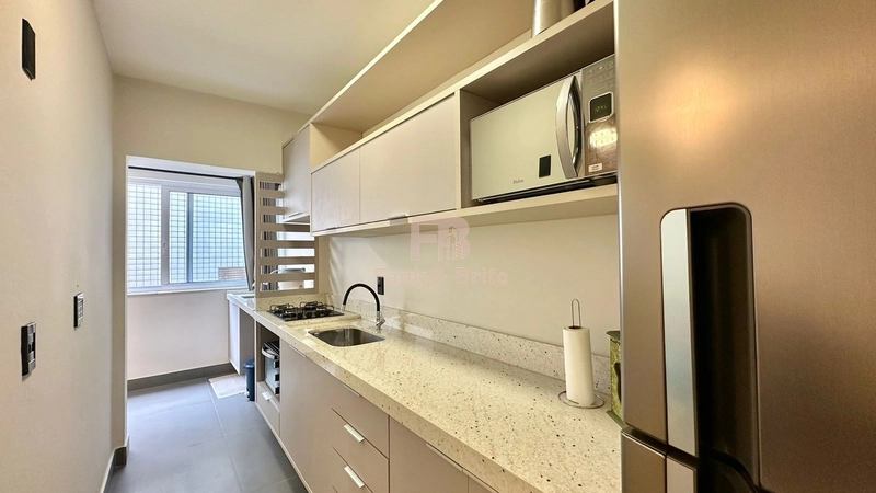 DECORADO, CENTRO DE CAPÃO, AMPLO APARTAMENTO.: 3ª foto da galeria de imagens do imóvel