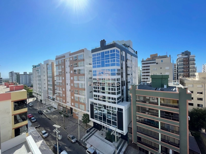 APARTAMENTO MOBILIADO E DECORADO EM PRÉDIO COM INFRAESTRUTURA: 3ª foto da galeria de imagens do imóvel