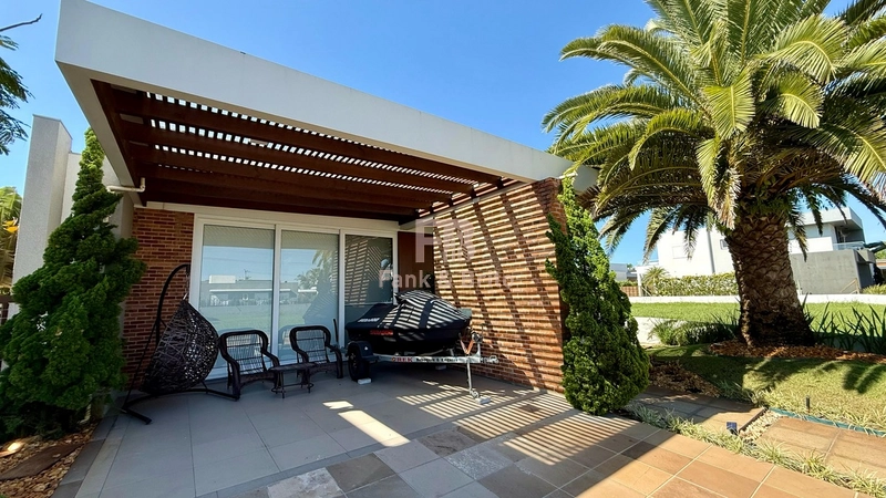 Casa com 3 dormitórios à venda no condomínio Dubai Resort.: 2ª foto da galeria de imagens do imóvel