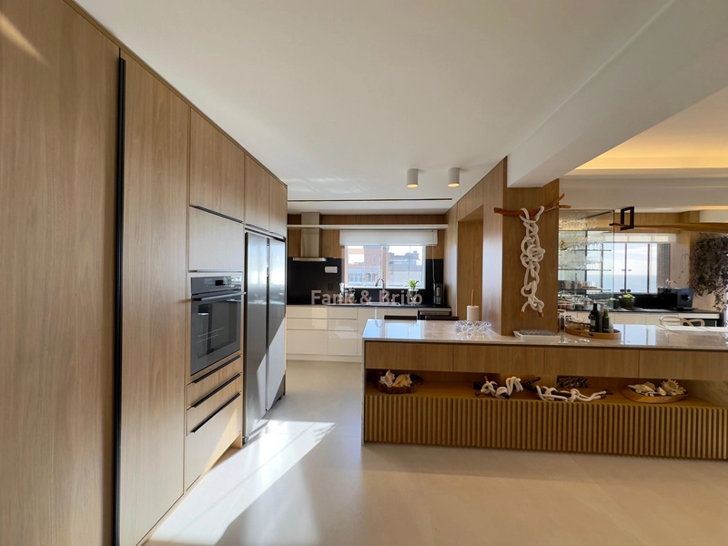 VENDO COBERTURA COM VISTA INCRÍVEL NA BEIRA MAR: 47ª foto da galeria de imagens do imóvel