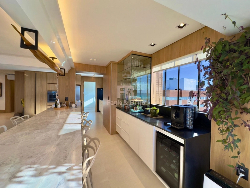 VENDO COBERTURA COM VISTA INCRÍVEL NA BEIRA MAR: 15ª foto da galeria de imagens do imóvel