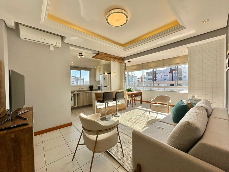 DOIS DORMITÓRIOS AO LADO DA PRAÇA FLAVIO BOIANOVISK !: 1ª foto da galeria de imagens do imóvel