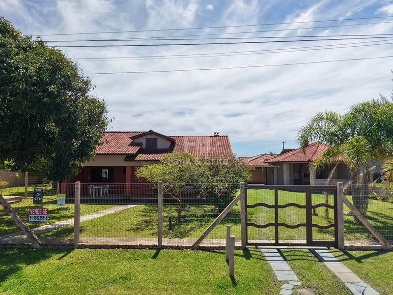 CASA COM 3 TERRENOS APENAS 2 QUADRAS DO MAR: 26ª foto da galeria de imagens do imóvel