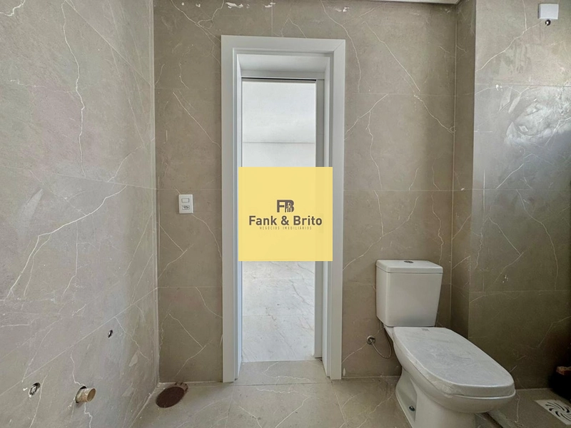 VISTA PARA A PRAÇA NO BAIRRO NAVEGANTES: 12ª foto da galeria de imagens do imóvel