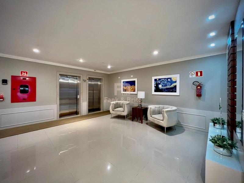 Frente para linda praça e vista liberada!: 21ª foto da galeria de imagens do imóvel