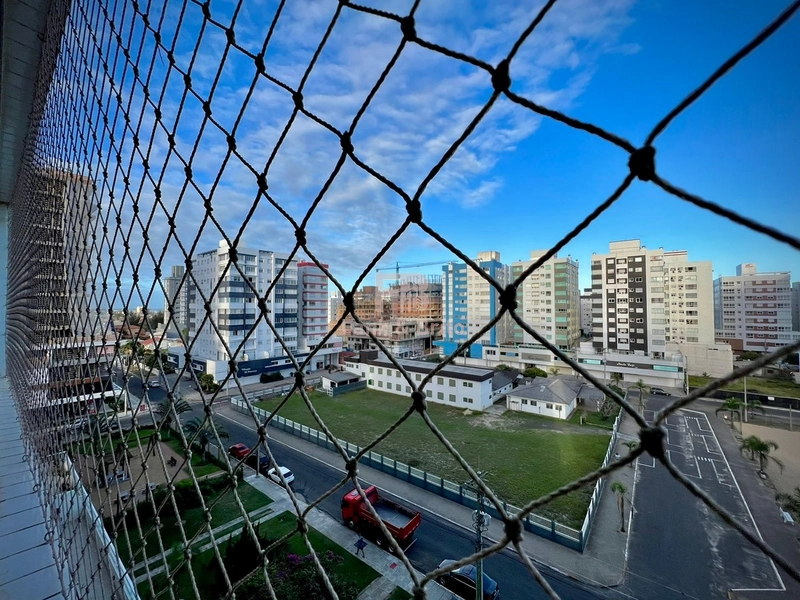 Frente para linda praça e vista liberada!: 17ª foto da galeria de imagens do imóvel