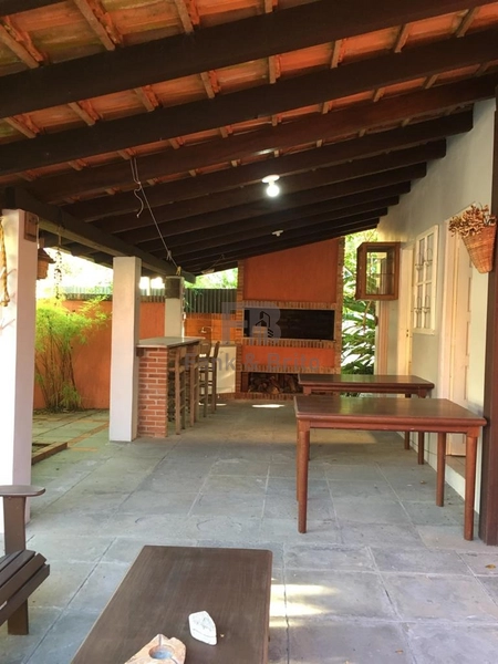 CASA A VENDA EM ATLÂNTIDA: 30ª foto da galeria de imagens do imóvel