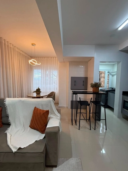 APARTAMENTO UMA QUADRA DO MAR DE FRENTE COM VISTA LIBERADA: 7ª foto da galeria de imagens do imóvel