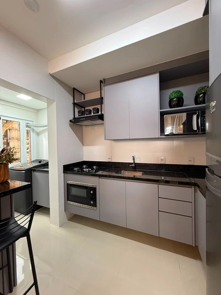 APARTAMENTO UMA QUADRA DO MAR DE FRENTE COM VISTA LIBERADA: 9ª foto da galeria de imagens do imóvel