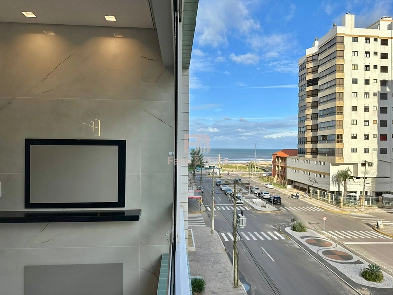 APARTAMENTO À VENDA CAPÃO DA CANOA COM LINDA VISTA PARA O MAR: 1ª foto da galeria de imagens do imóvel