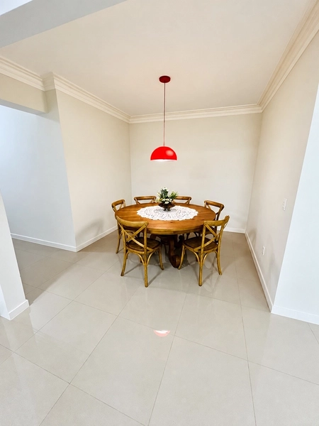 APARTAMENTO A VENDA NO BAIRRO NAVEGANTES, O MAIS COBIÇADO DA PRAIA!: 2ª foto da galeria de imagens do imóvel