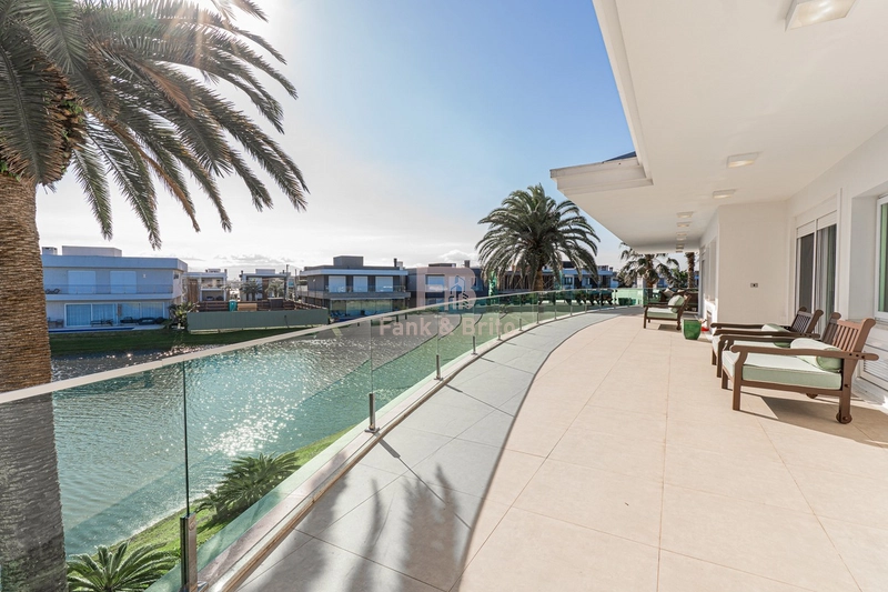 Magnífico Sobrado Beira Lago: 48ª foto da galeria de imagens do imóvel