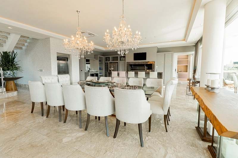 Magnífico Sobrado Beira Lago: 12ª foto da galeria de imagens do imóvel