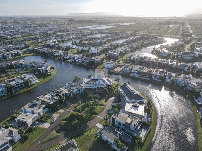Magnífico Sobrado Beira Lago: 62ª foto da galeria de imagens do imóvel