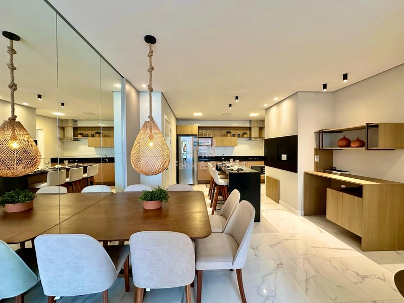 Finíssimo decorado, sol da manhã, junto À praia e Av. Ubirajara!: 6ª foto da galeria de imagens do imóvel