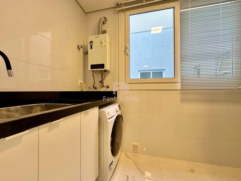 Finíssimo decorado, sol da manhã, junto À praia e Av. Ubirajara!: 19ª foto da galeria de imagens do imóvel