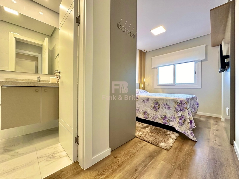 Finíssimo decorado, sol da manhã, junto À praia e Av. Ubirajara!: 17ª foto da galeria de imagens do imóvel