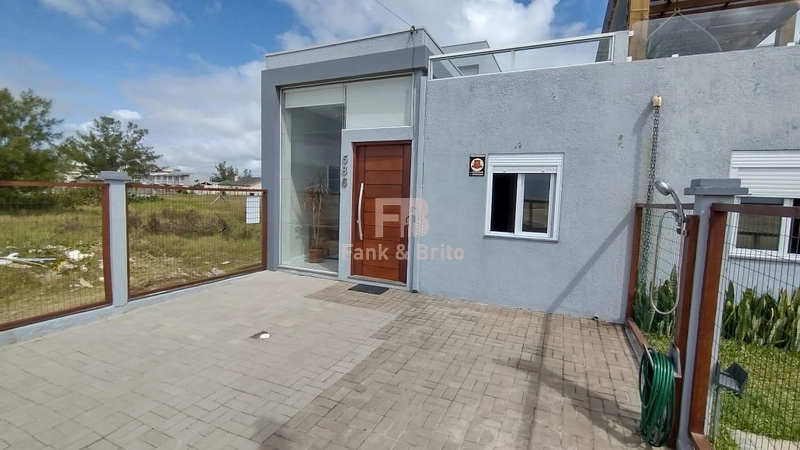 Casa Geminada diferente de todas, beira da praia.: 3ª foto da galeria de imagens do imóvel