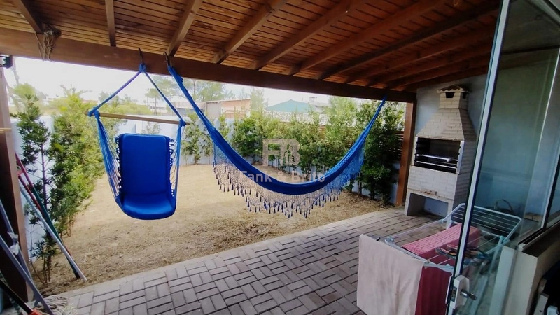 Casa Geminada diferente de todas, beira da praia.: 36ª foto da galeria de imagens do imóvel